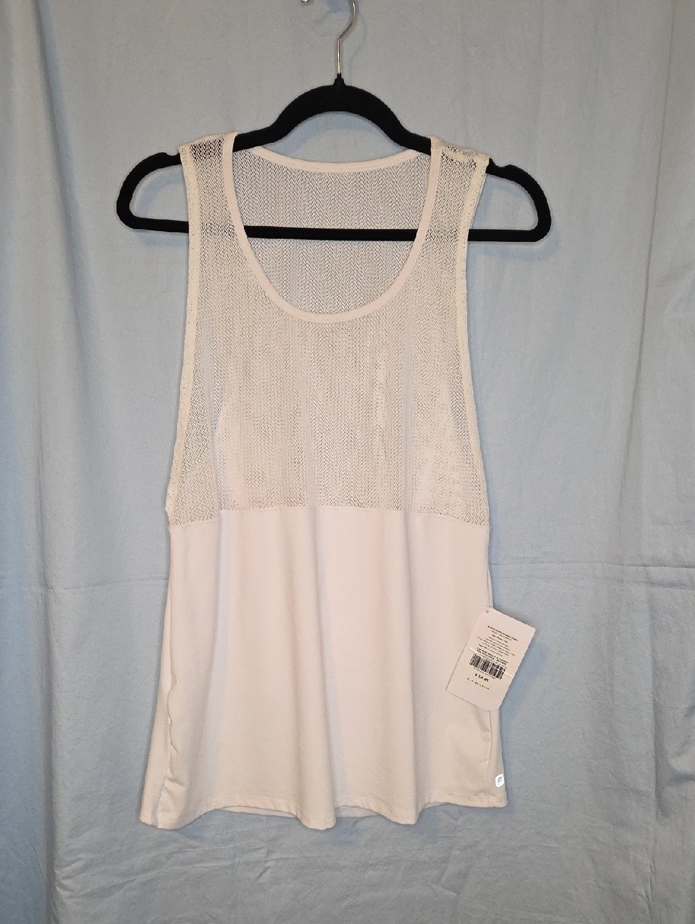 G468. FLAWED NWT Fabletics Sandy Performance Tank in White - Size XL